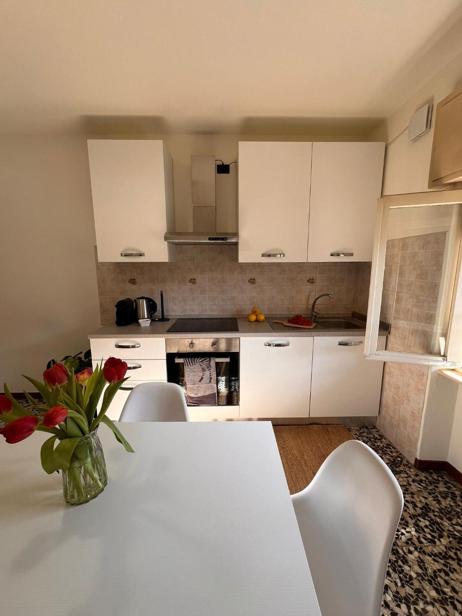 La Mansarda Apartment Como Bagian luar foto
