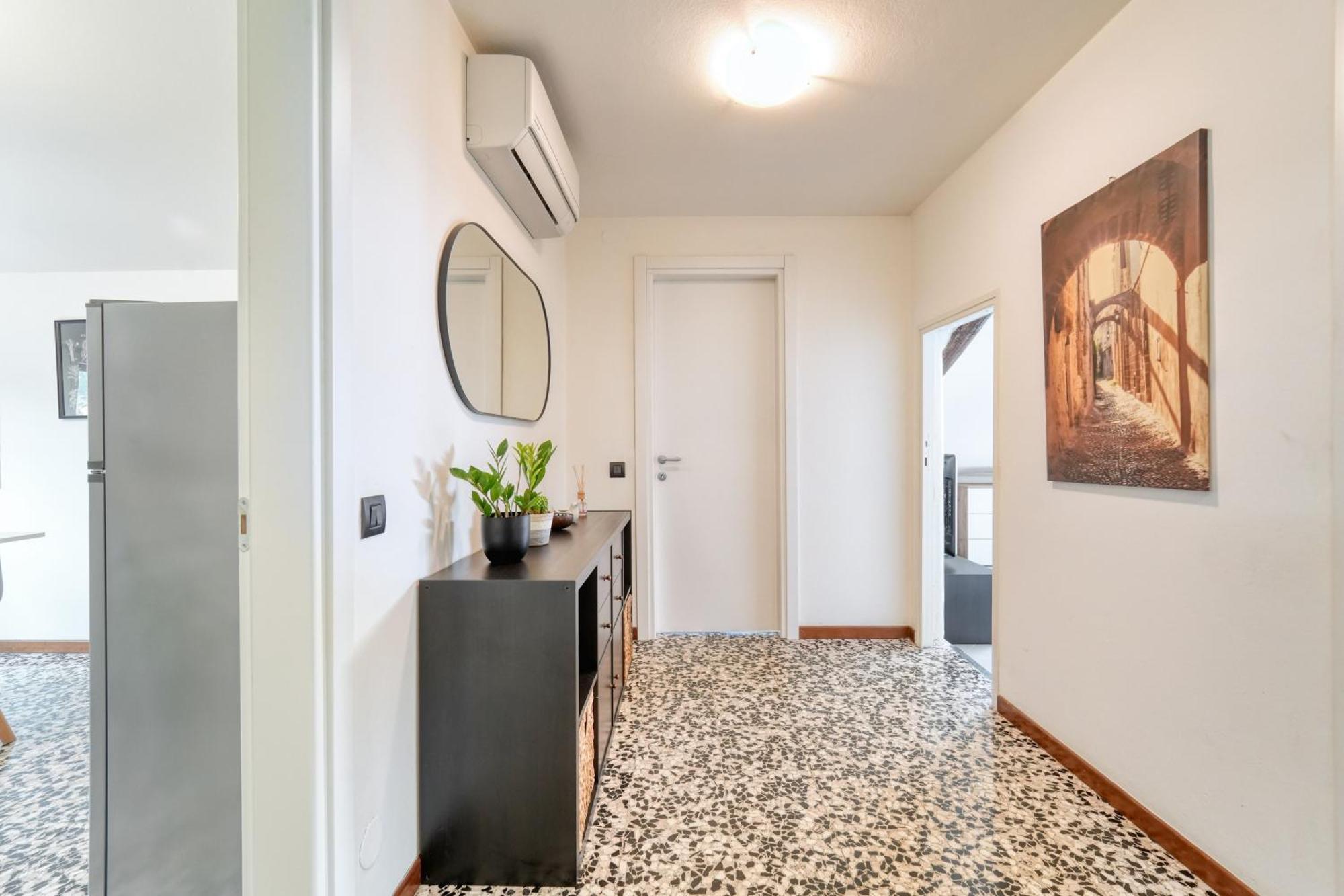 La Mansarda Apartment Como Bagian luar foto