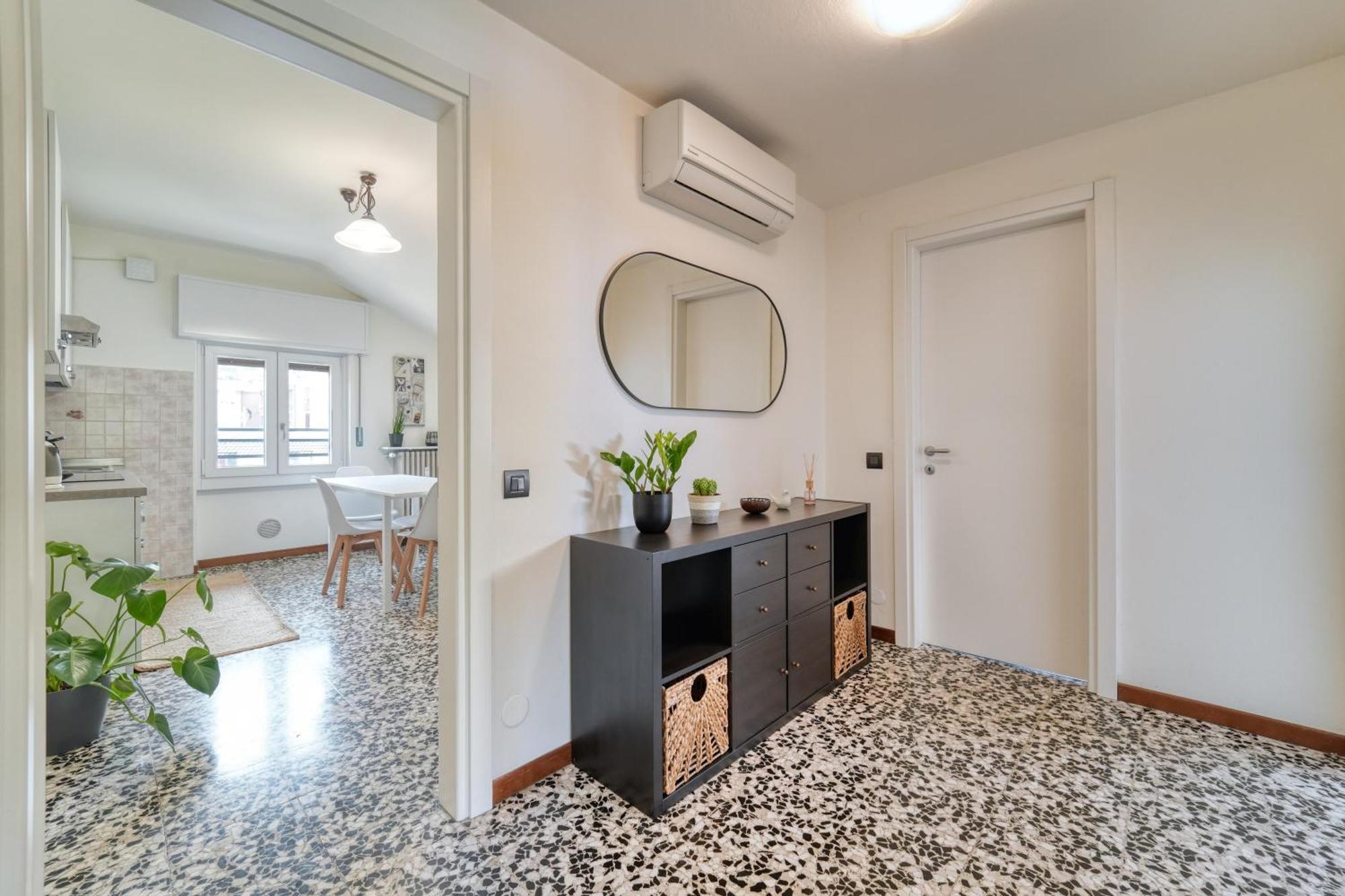 La Mansarda Apartment Como Bagian luar foto